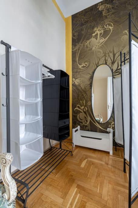 Bourgeois Boheme Apt. 88 M² City Center Budapeste Exterior foto