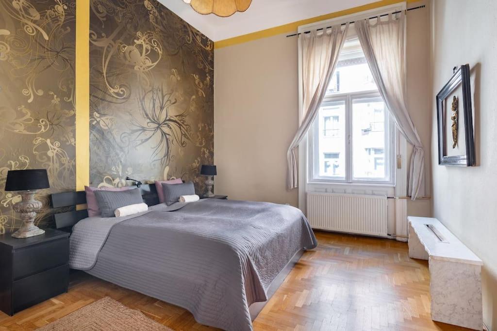 Bourgeois Boheme Apt. 88 M² City Center Budapeste Exterior foto
