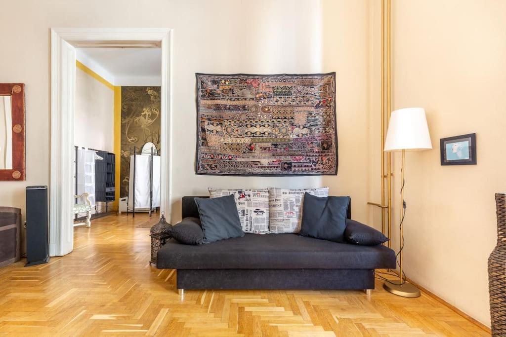 Bourgeois Boheme Apt. 88 M² City Center Budapeste Exterior foto